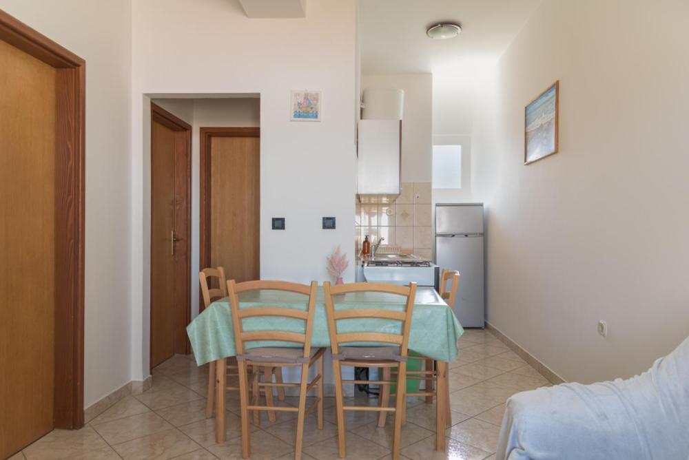 Rasin Apartments Pakoštane 外观 照片