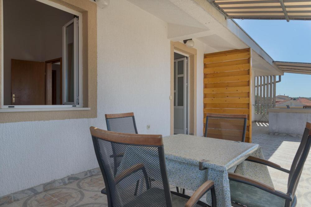 Rasin Apartments Pakoštane 外观 照片